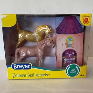 Breyer Unicorn Foal Surprise Pack - Sparkling Canyon Family Gold & Pinkish Taupe